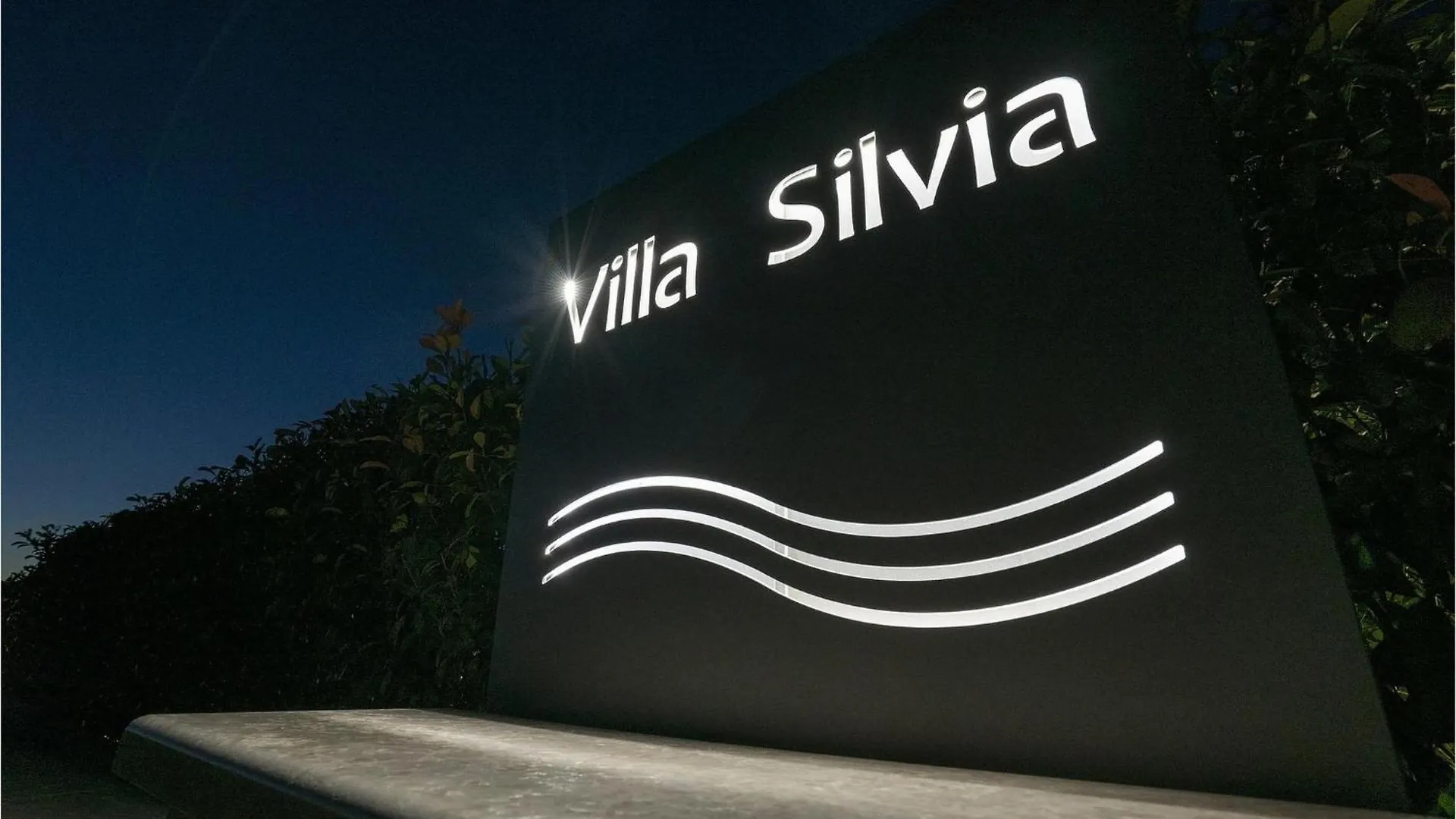Villa Silvia Каштелир 0*,